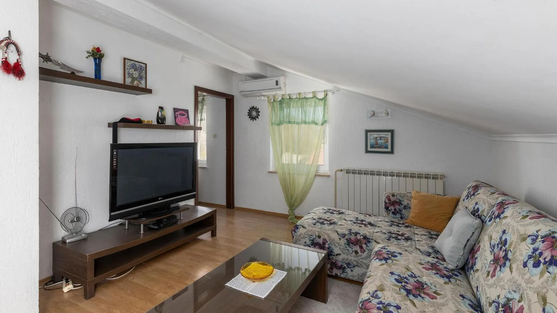 Cozy Apartment In Rijeka With Wi-Fi 0*,